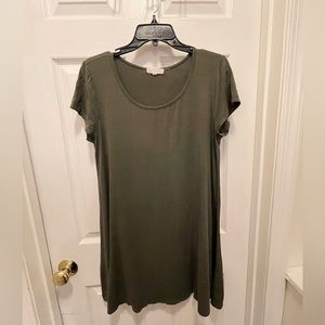 Midi green dress